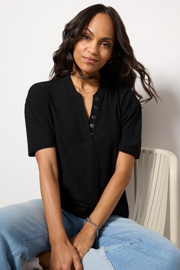 everve Kasey Mock Placket Tee Black