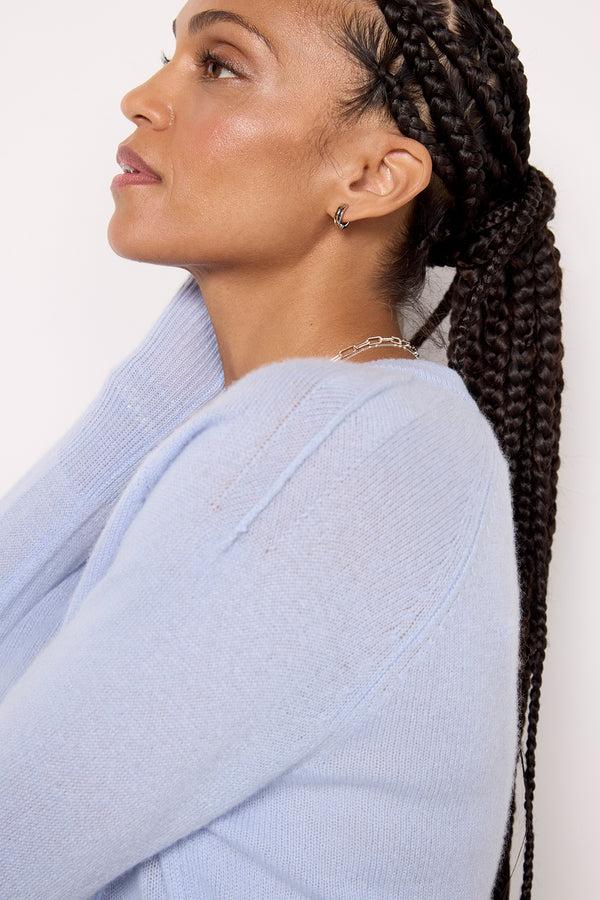 Everve Kate Vneck Cashmere Pullover Blue/Riviera