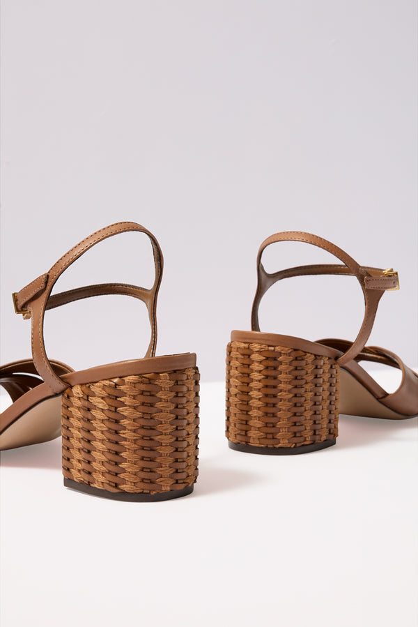 Everve Keefa Mid Block Heel Caramel