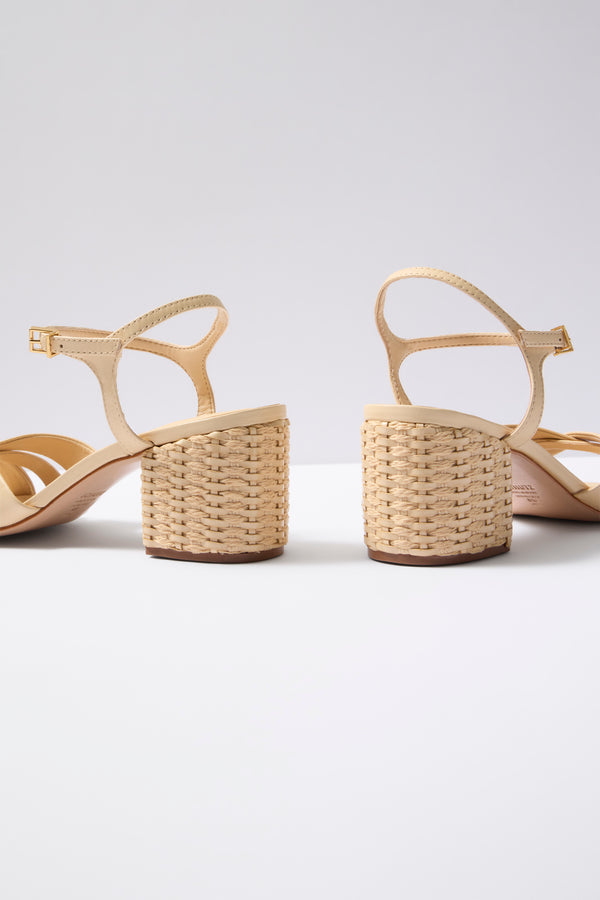 Everve Keefa Mid Block Heel Natural