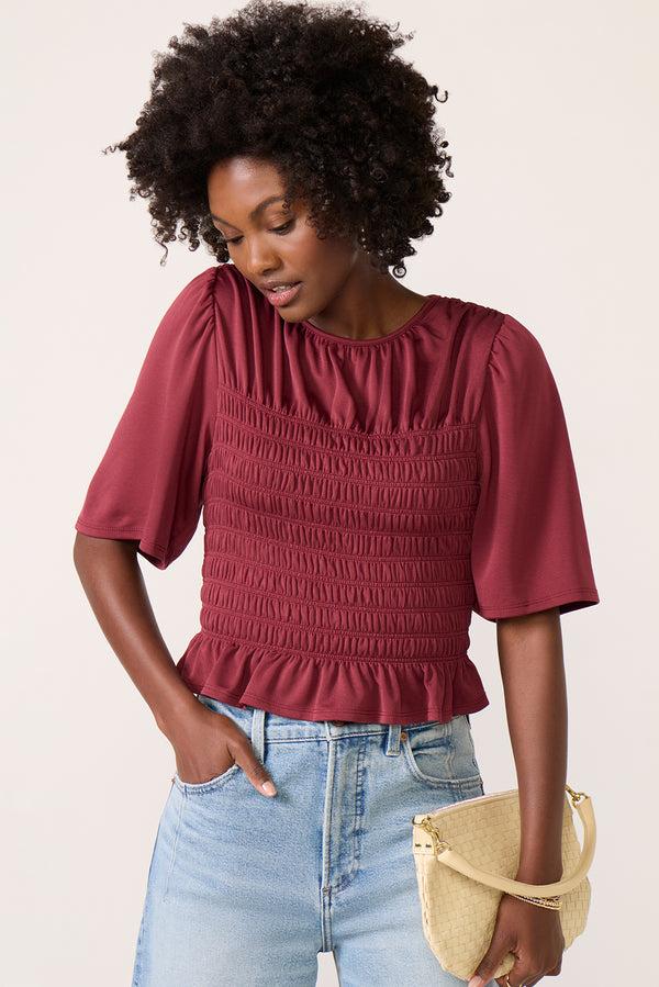 Everve Landon Smocked Top Darkred