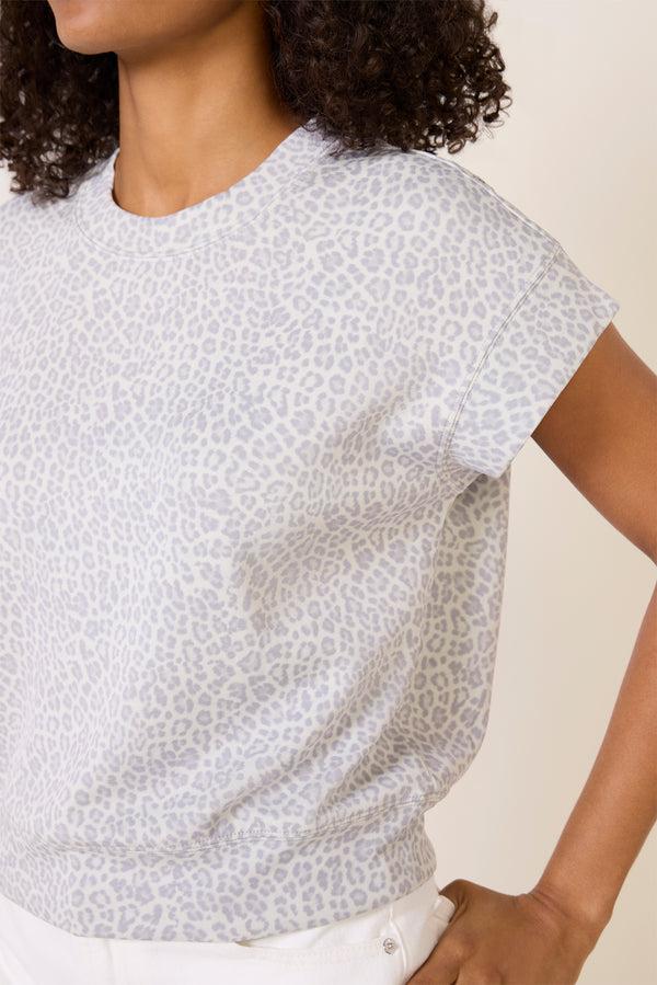 Everve Layla Leopard Top Grayleopard