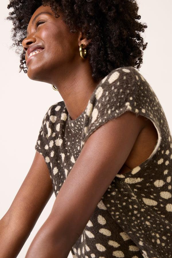 Everve Loma Crew Neck Sweater Stingray