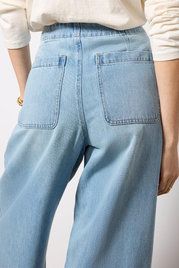 Everve Lottie Featherweight Jean Qualifier