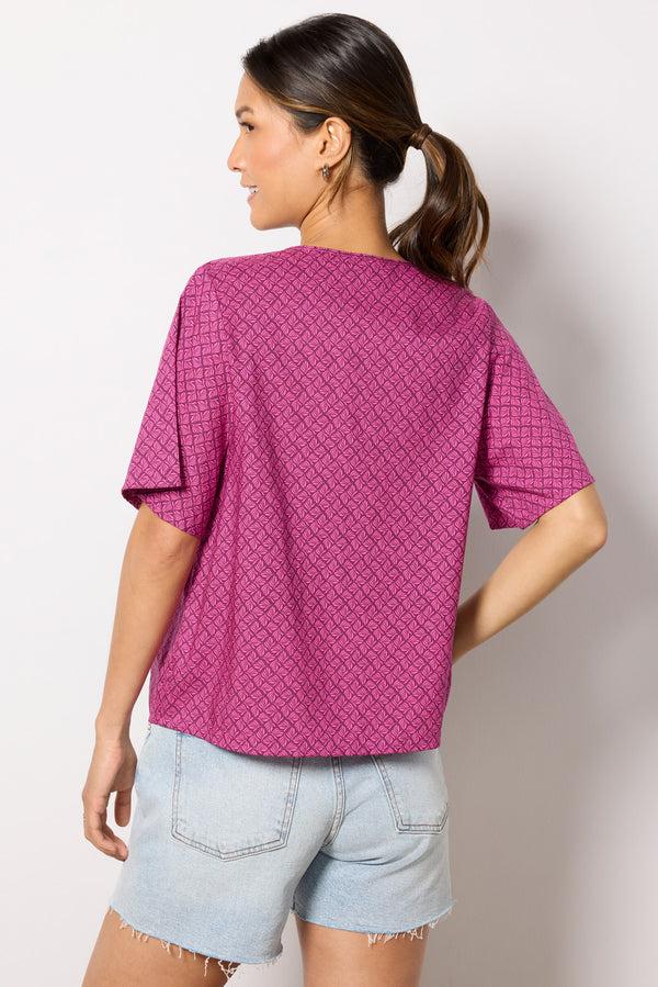 Everve Maisie Smocked Blouse Berryfanprint