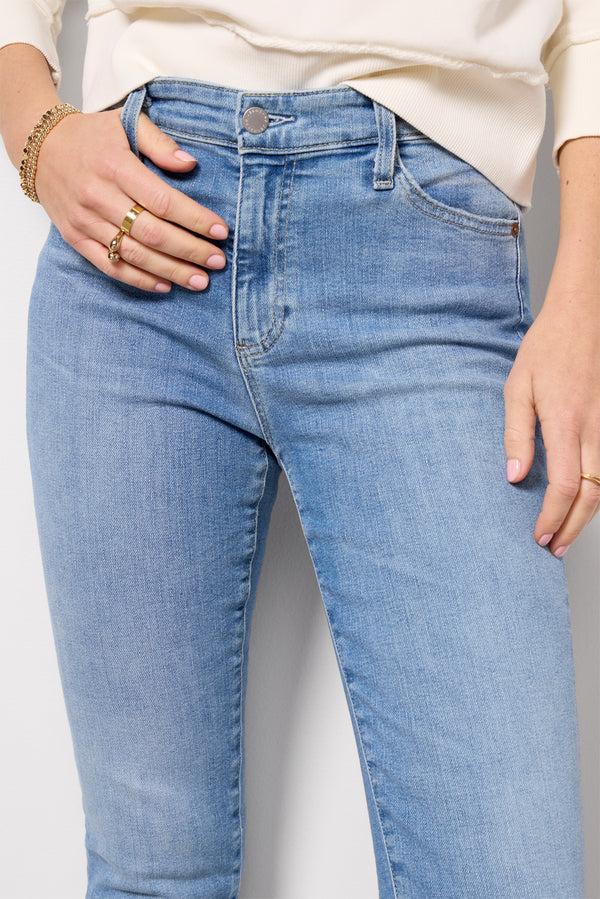 Everve Mari Crop 18Yrsavalon