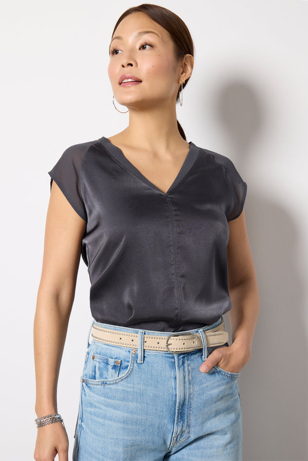everve Mariah Remix Satin Tee Ebony
