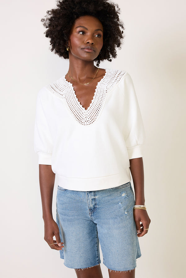 Everve Mariposa Sweatshirt Ivory