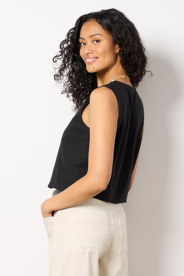 Everve Maxine Linen Vest Black