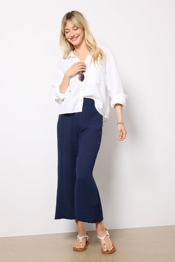 everve Medina Smocked Waist Cropped Pant Nocturnal