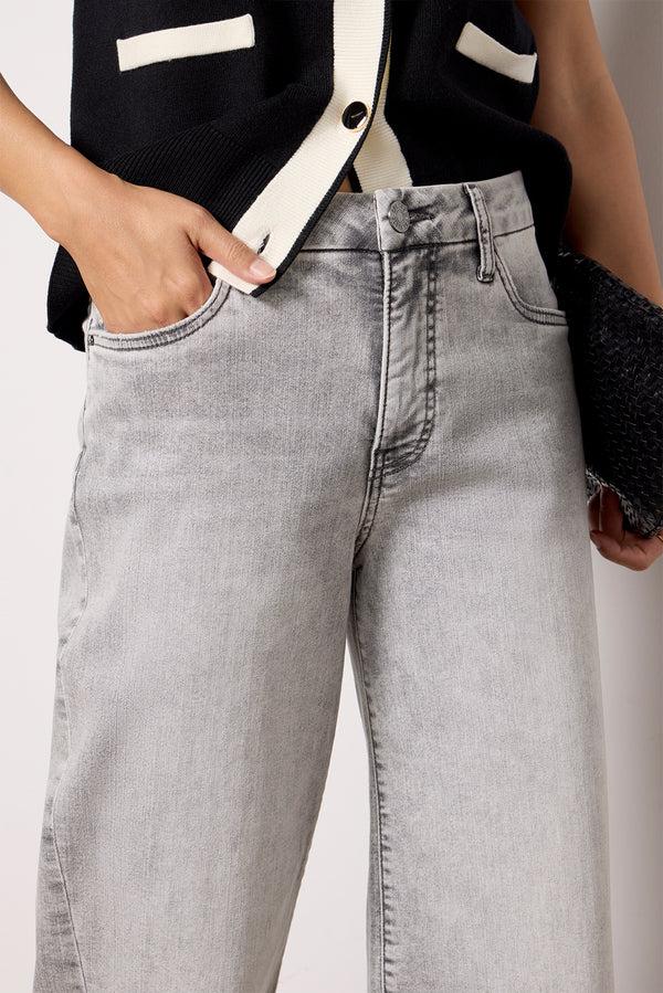 Everve Meg W Seam Detail Stride