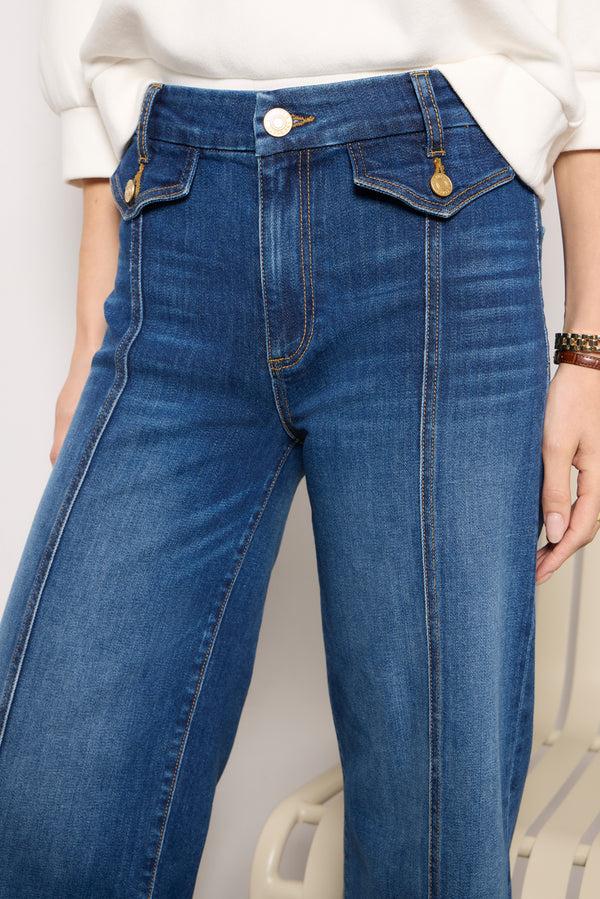 Everve Meg W Seaming Poised