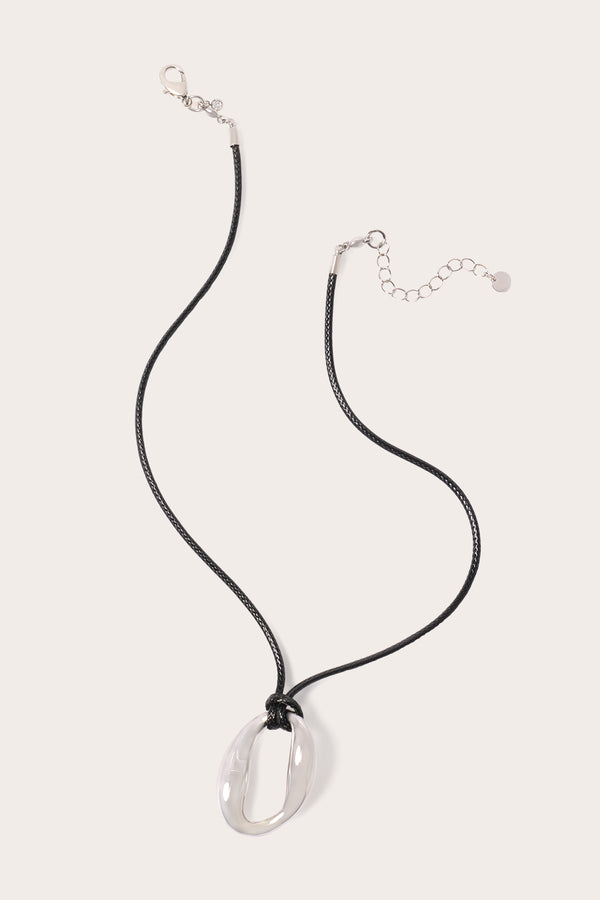 everve Mona Cord Pendant Necklace Silver/Black