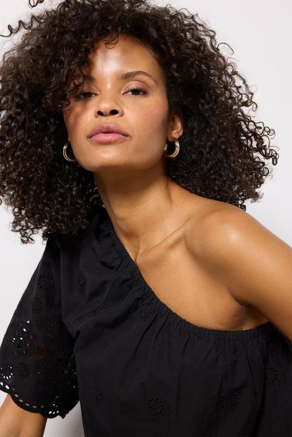 Everve Nash Eyelet One Shoulder Top Black