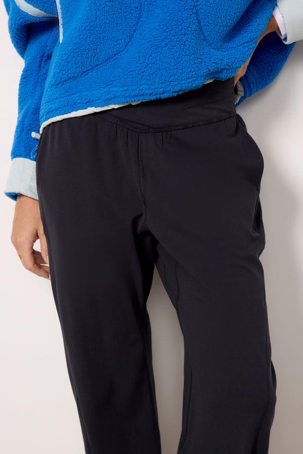 Everve Never Better Structured Jogger Black