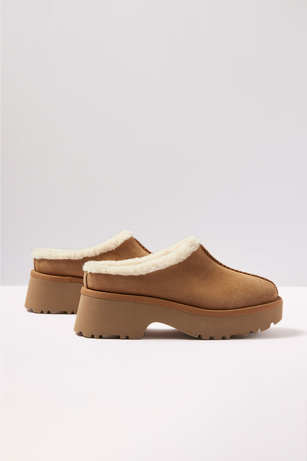 everve New Heights Cozy Clog Chestnut