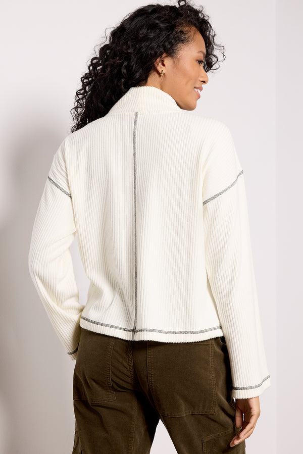 Everve Noah Coverstitch Top Cream