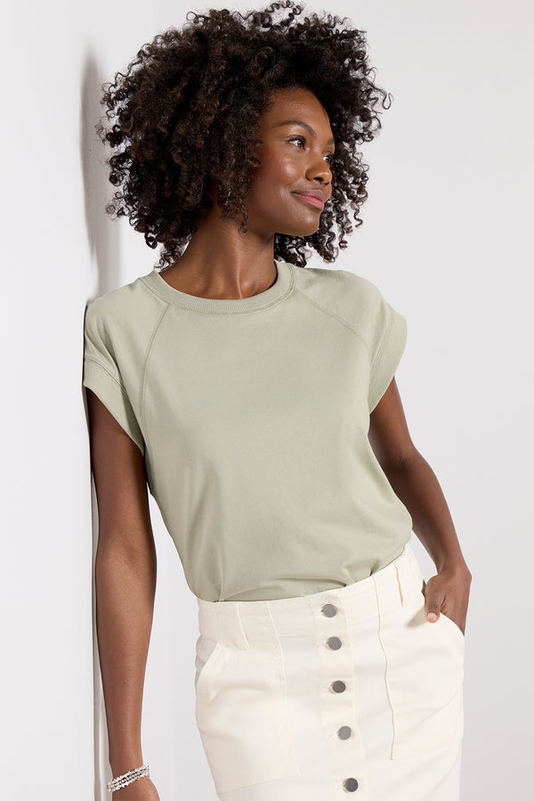 everve Nora Muscle Tee Sage