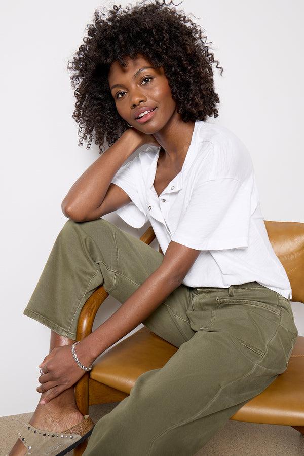 everve Oaklynn Washed Henley White