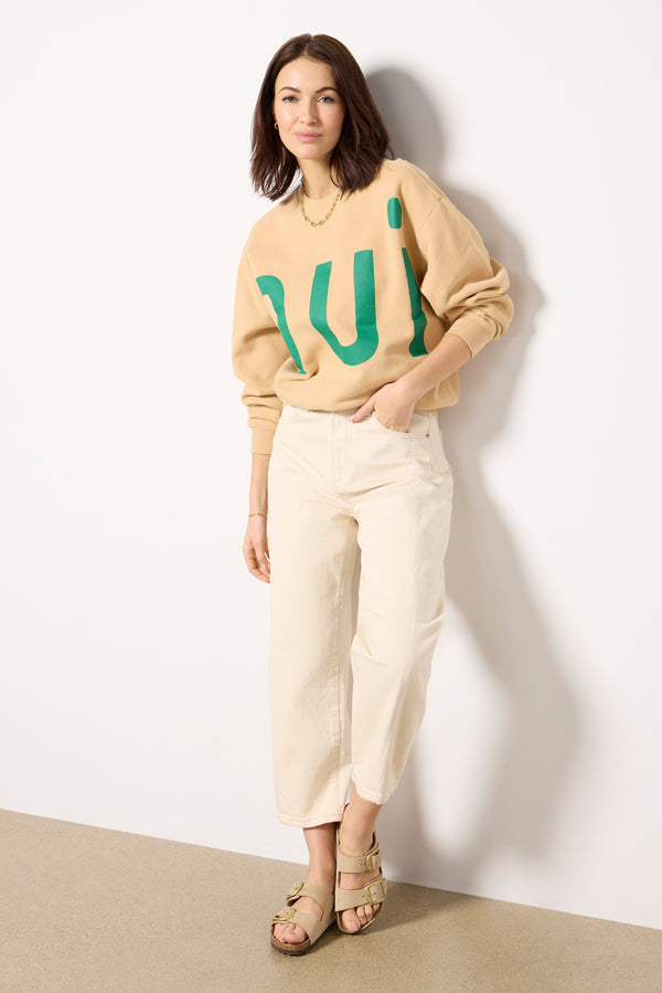 Everve Oui Oversized Sweatshirt Sand