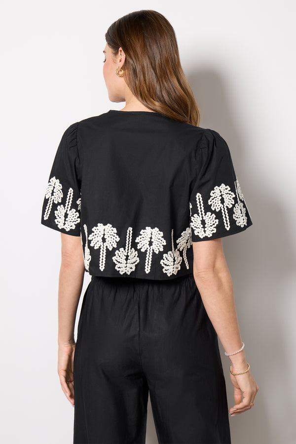 Everve Pari Blouse Blackivorypalmtrees