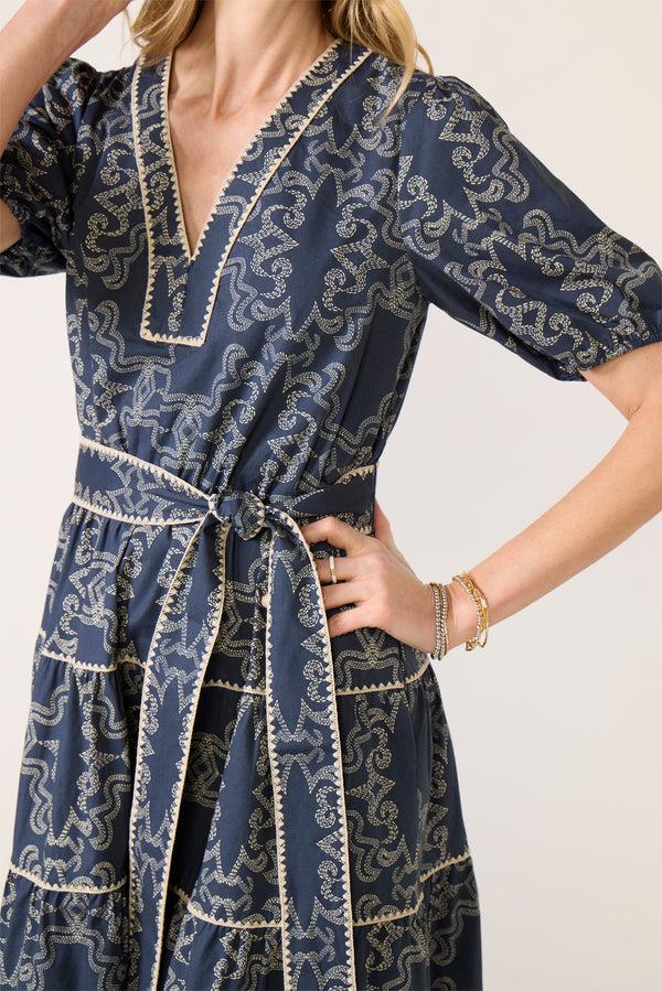 Everve Paxton Dress Navy/Ivoryrodeo