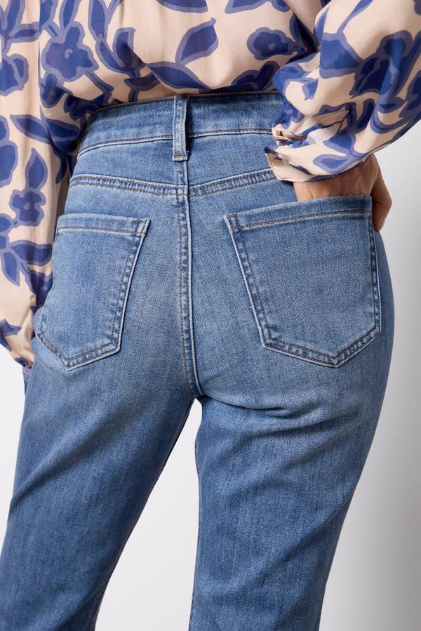 Everve Petite Kelsey Ankle Flare Brace