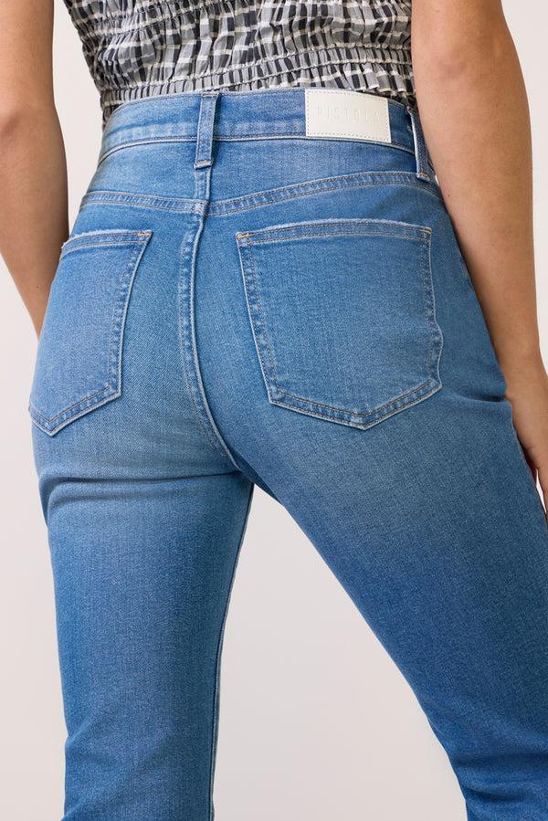 Everve Petite Lennon Crop Bootcut Jean Ami