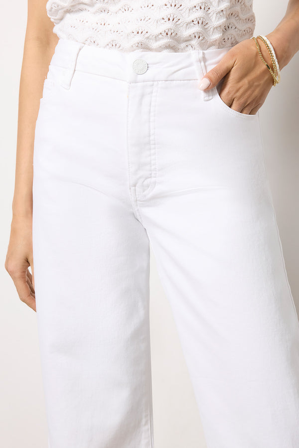 Everve Petite Meg Wide Leg Opticwhite