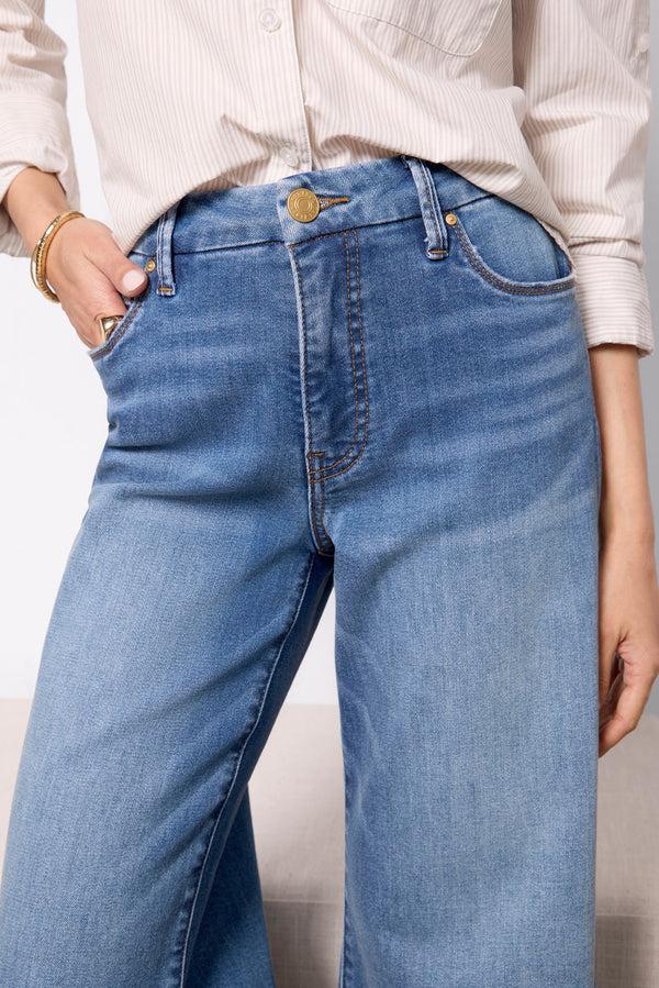 Everve Petite Meg Wide Leg Raw Hem Milestone