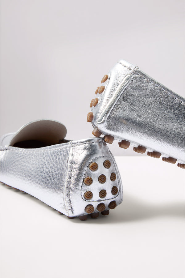 Everve Port Driving Moccasin Silver