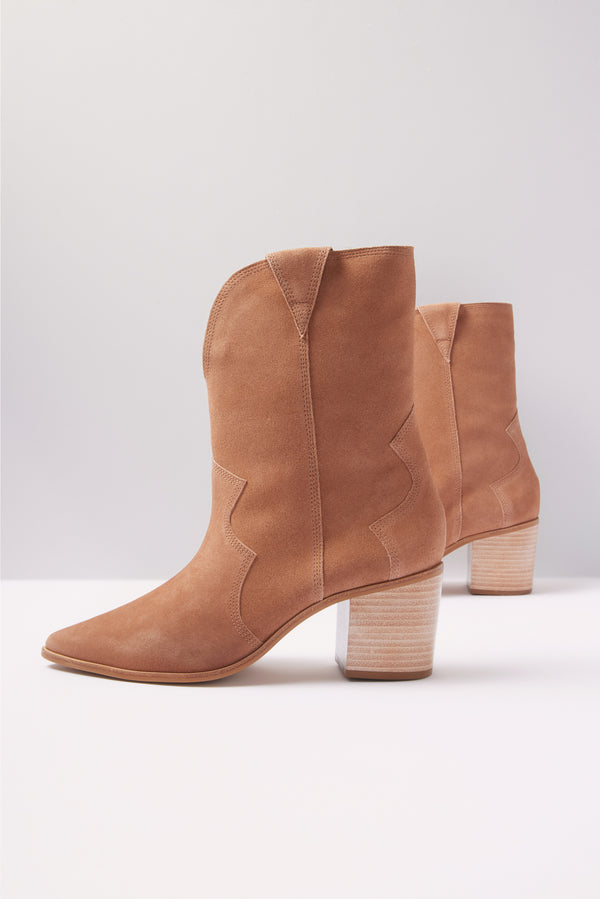 everve Porto Cowboy Bootie Carmel