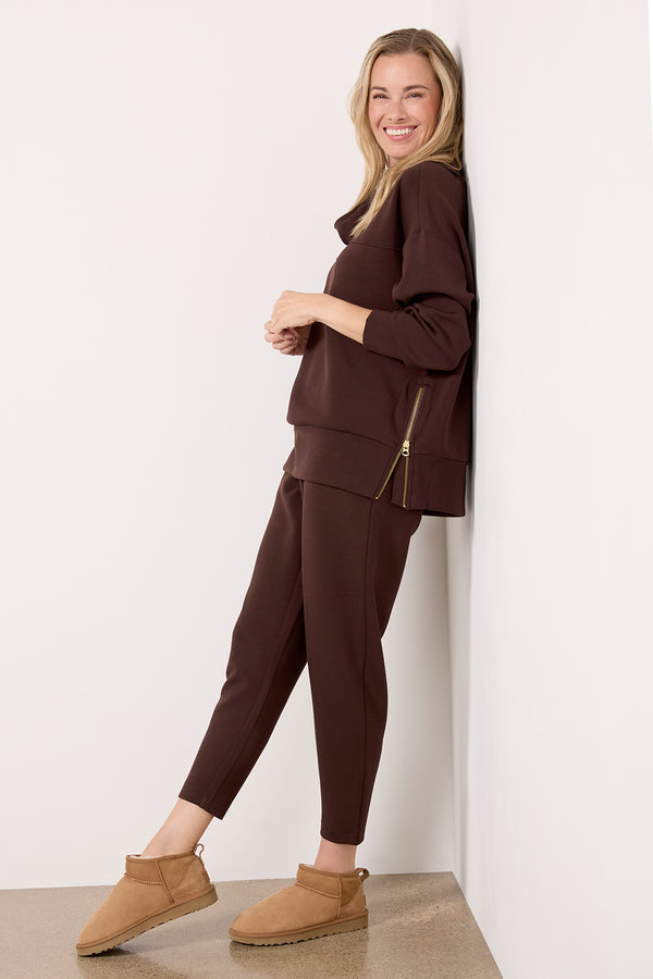 Everve Priya Longline Sweatshirt Coffeebean