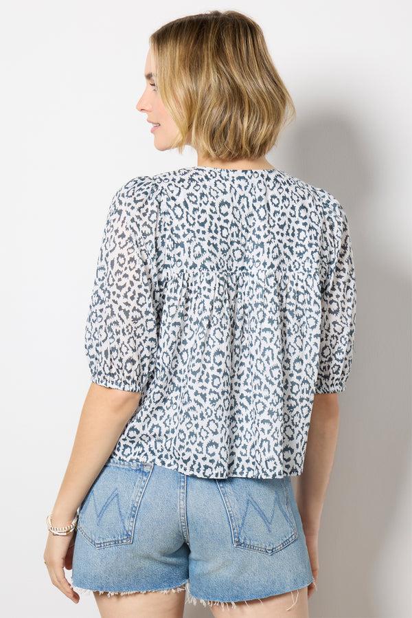 Everve Puff Isla Top Charcoalleopard