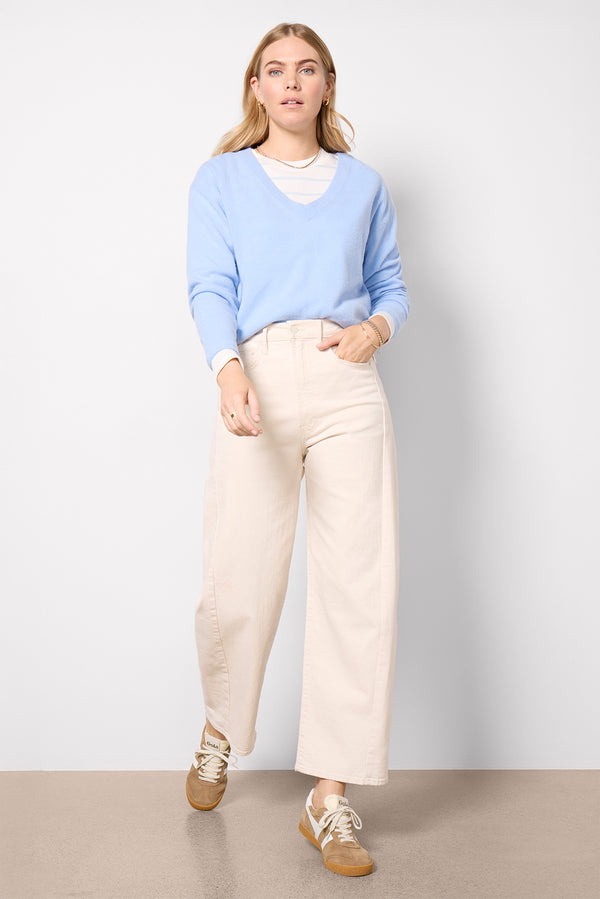 Everve Raxow V-Neck Sweater Atmosphere