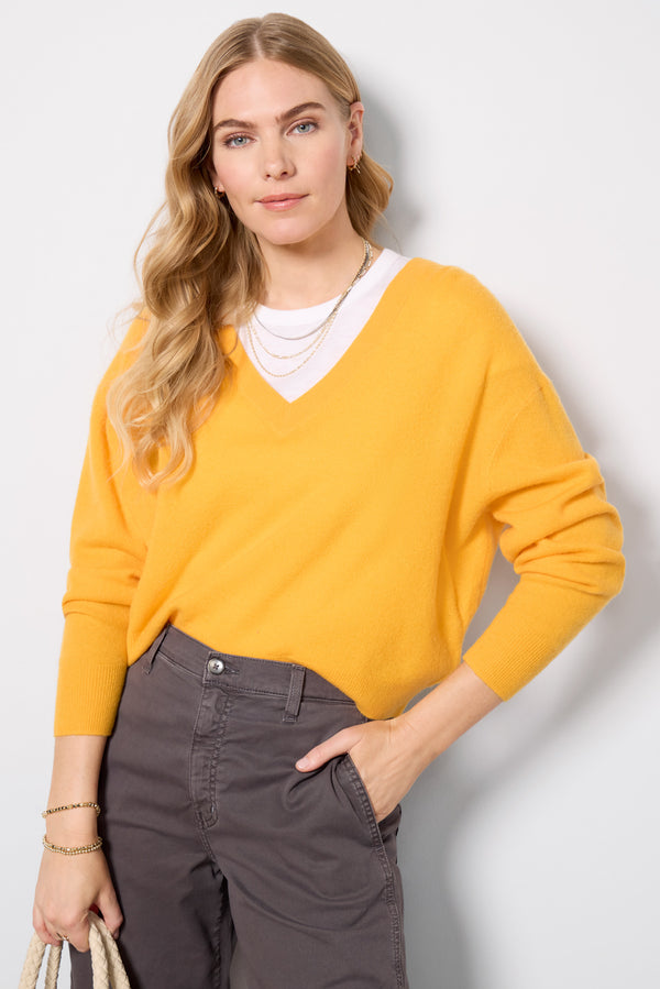 everve Raxow V-Neck Sweater Nectarine
