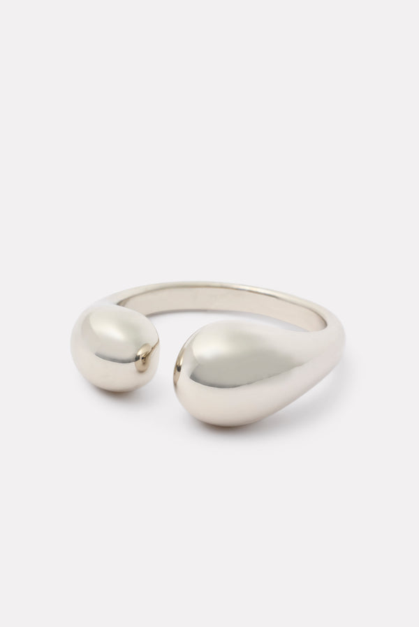 Everve Regina Statement Ring Silver