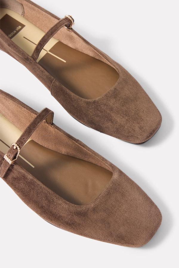 everve Reyes Mary Jane Dkbrown