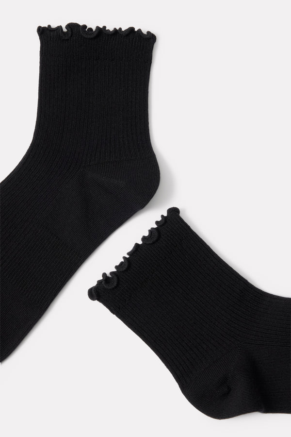 Everve Ribbed Ruffle Quarter Sock Black