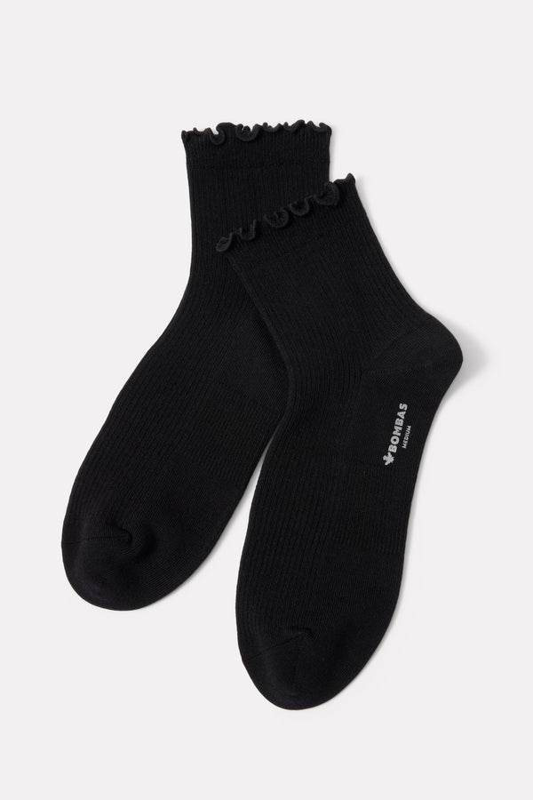everve Ribbed Ruffle Quarter Sock Black