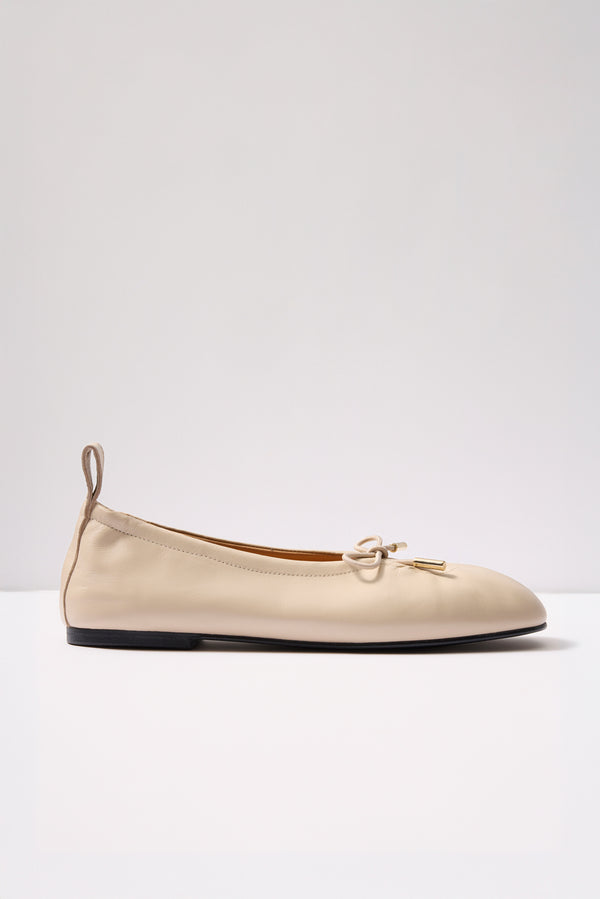 Everve Rosalind Cream Leather Ballet Flats Cream