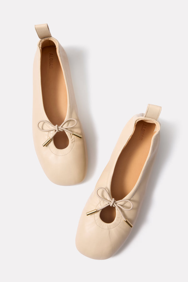 everve Rosalind Cream Leather Ballet Flats Cream