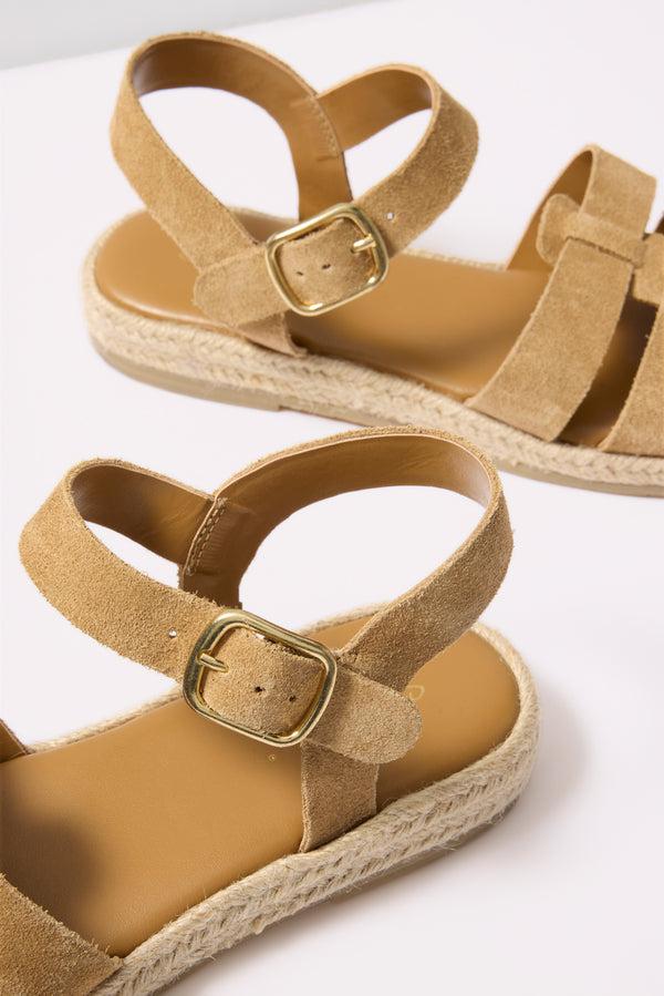 Everve Row Fisherman Sandal Honeybeige