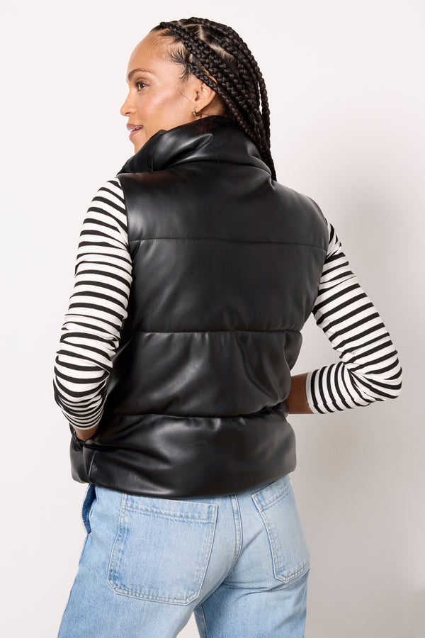 Everve Rowan Puffer Vest Blackfauxleather