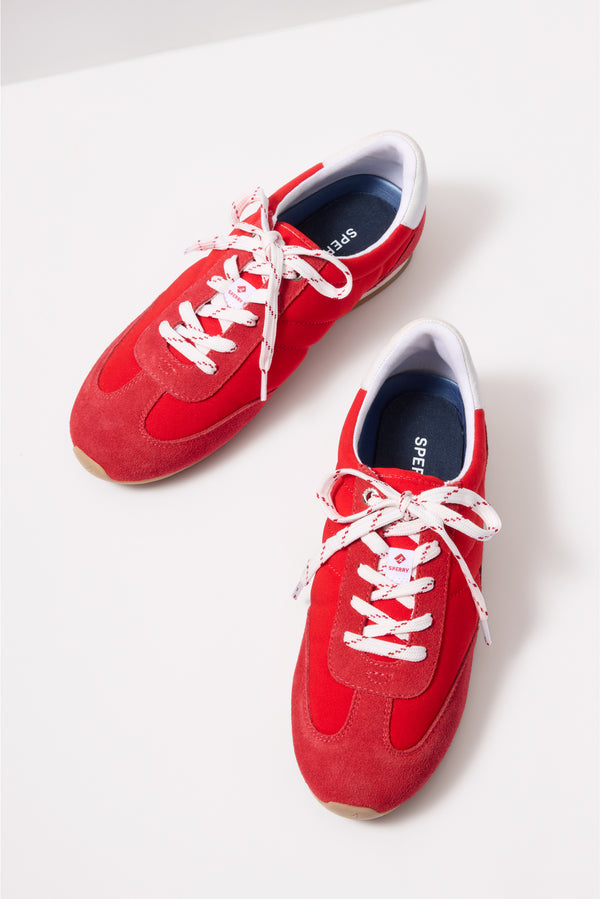 Everve Runabout Jogger Sneaker Adrenaline