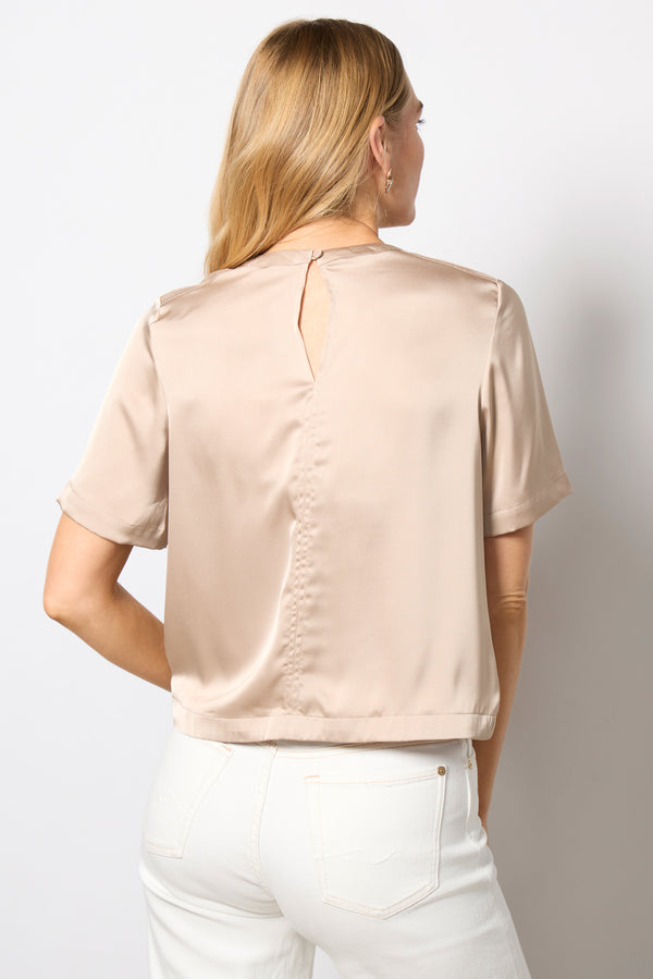 Everve Rylan Satin Top Natural