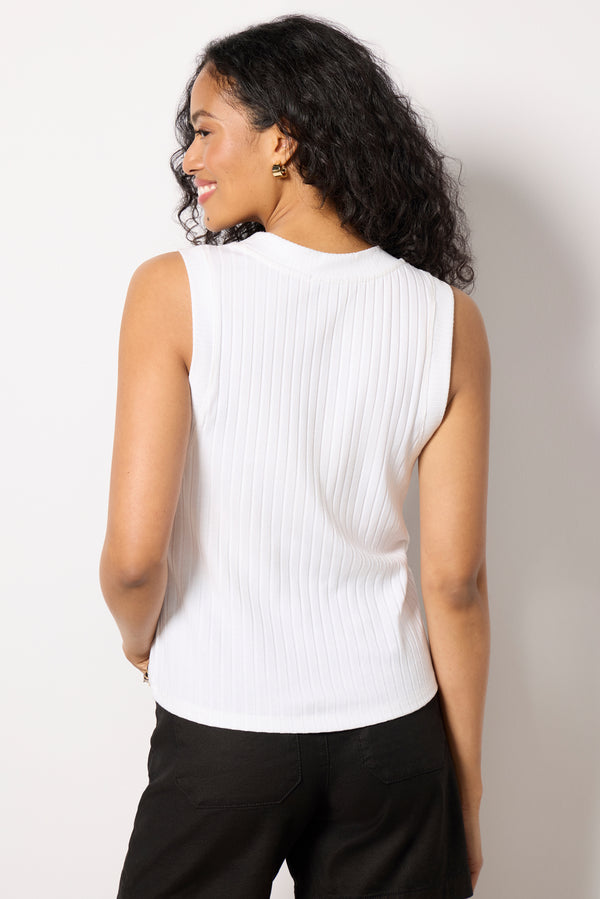 Everve Sarina V Neck Tank White