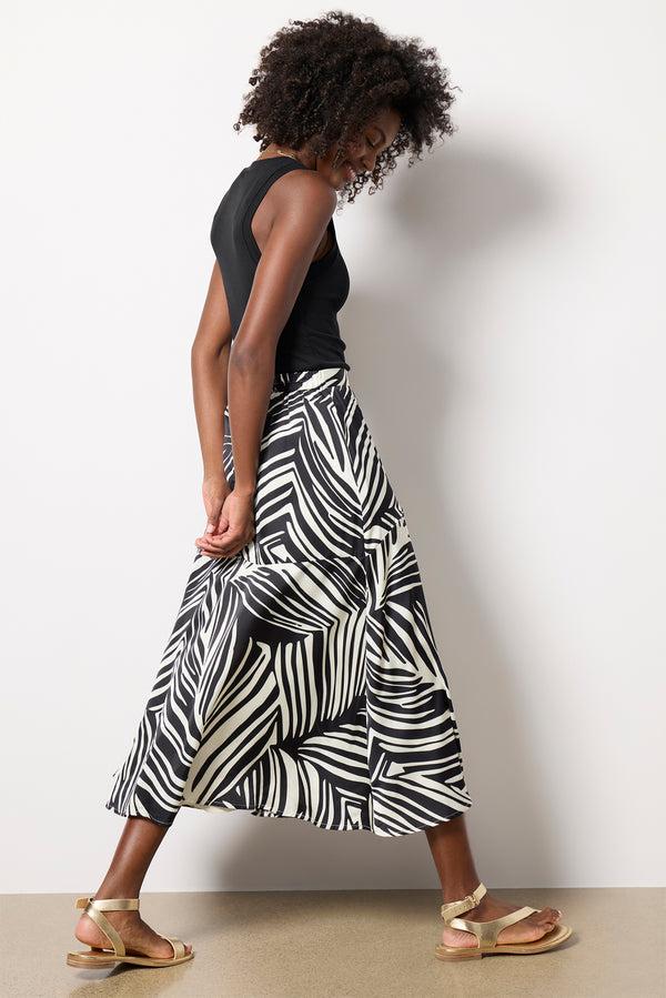 Everve Satin Faux Wrap Skirt Black/White