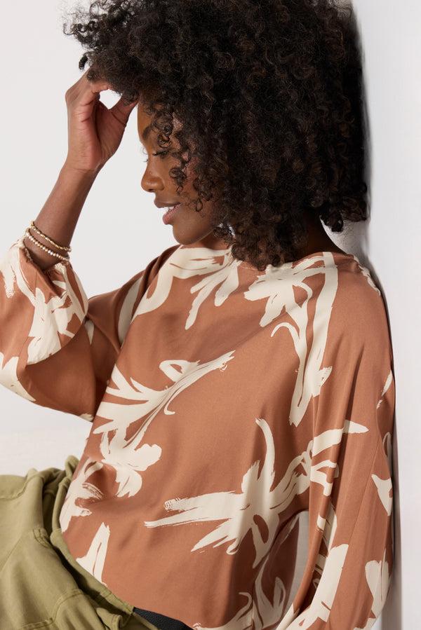 Everve Scarlett Dolman Blouse Bronze/Cream