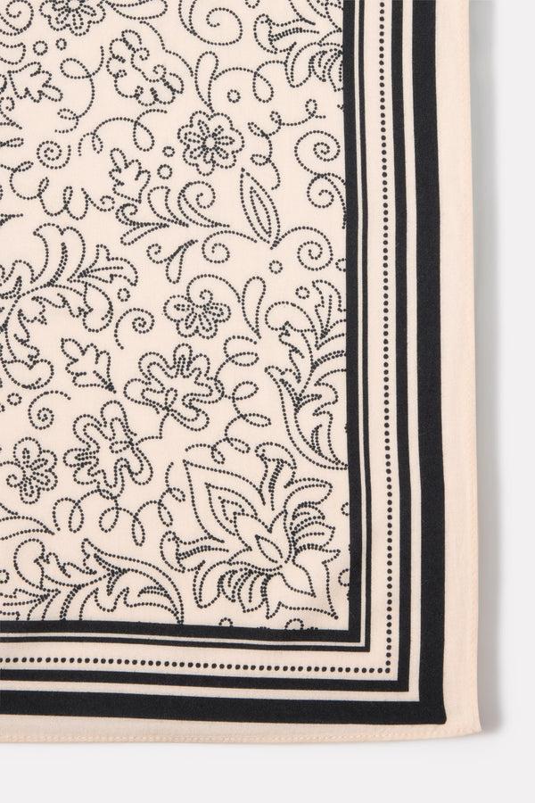 Everve Scottie Floral Bandana Cream/Black